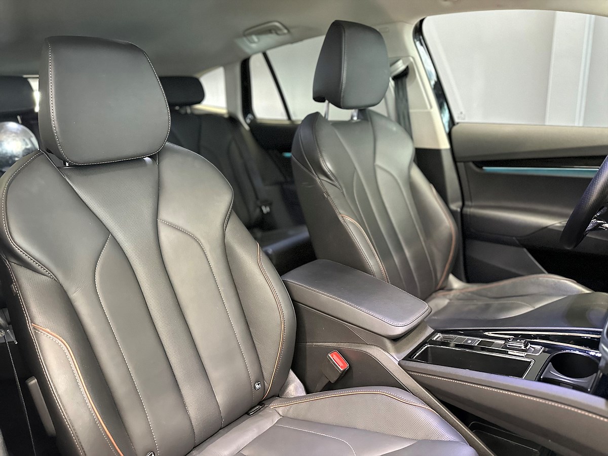 Škoda Enyaq – bild 13