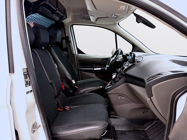Ford Transit Connect 240 1.5 100hk V-inrett Drag Blixtljus B-kamera PDC