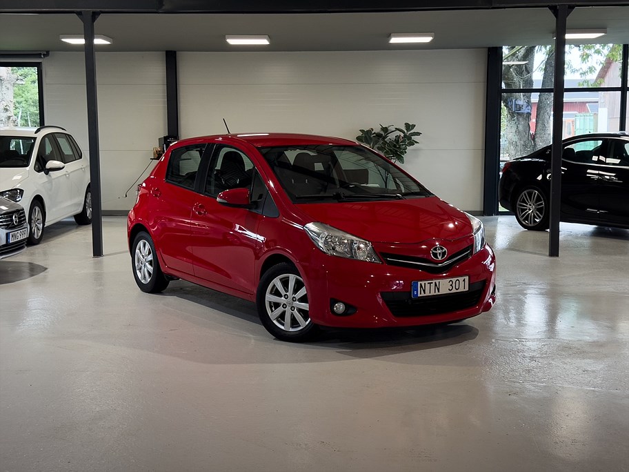 5-dörrar 1.33 Dual VVT-i Multidrive S Active 99hk, 2012