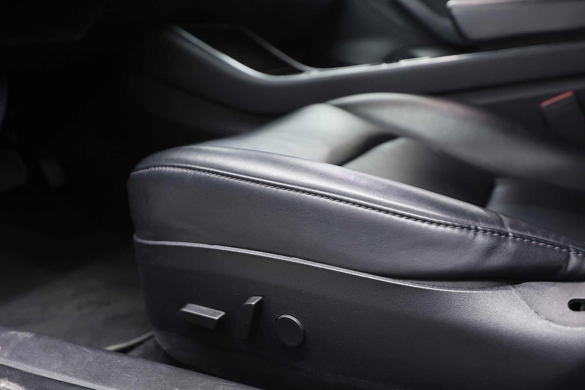 Tesla Model 3 Long Range AWD 440hk *Kampanj!* AP Pano Läder