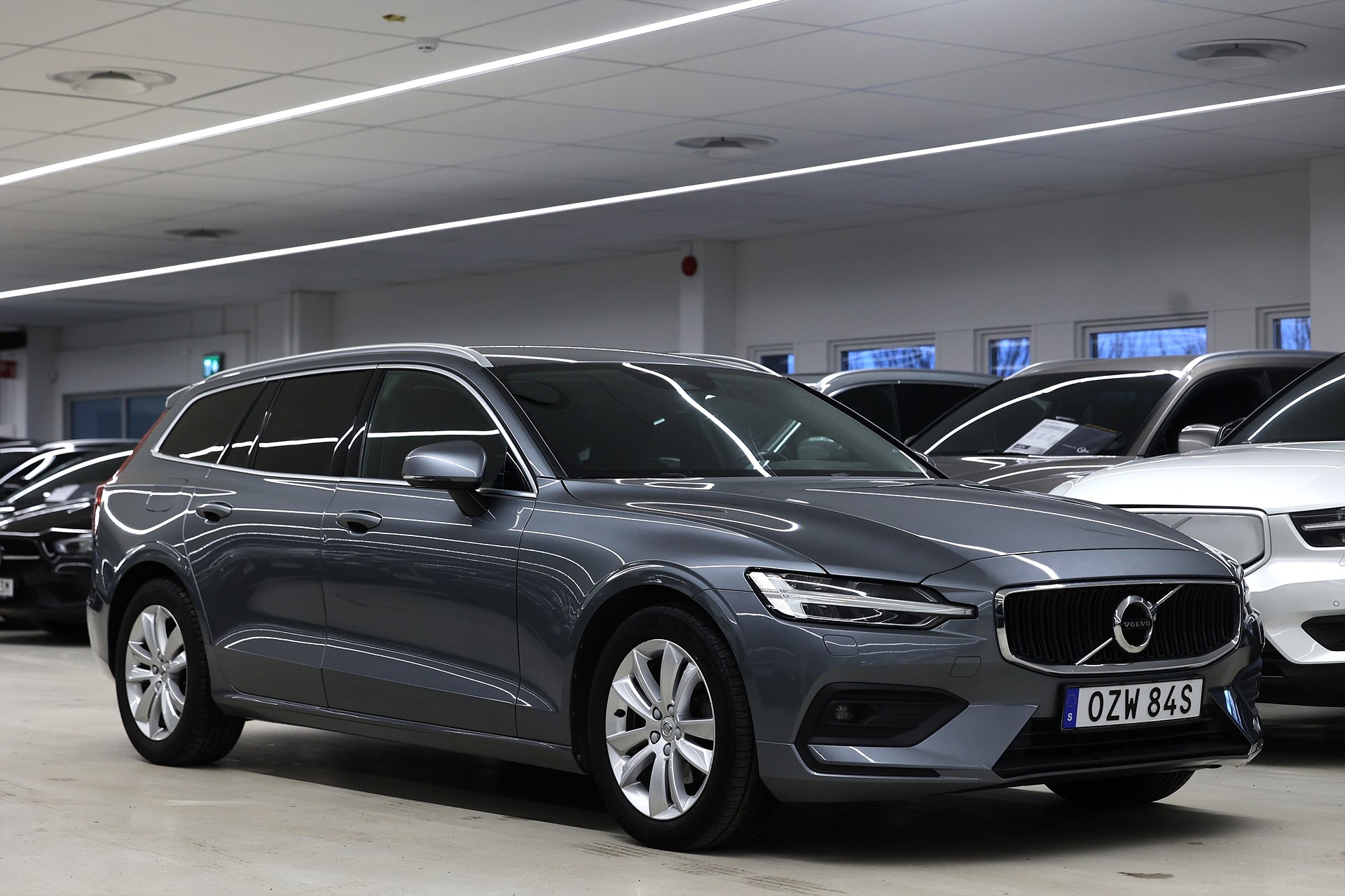 Volvo V60 B4 197hk Momentum Värmare Navi B-kamera