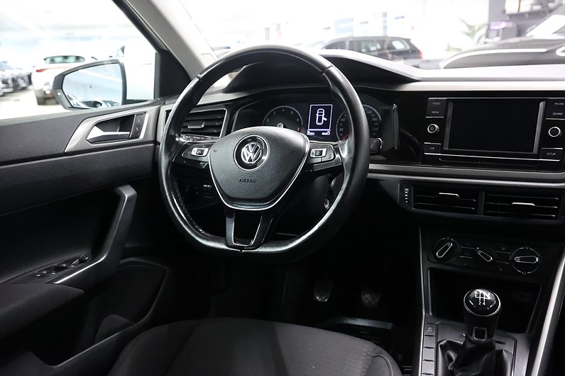 Volkswagen Polo 1.0 TSI 95hk Base PDC 360:- Årsskatt MOMS