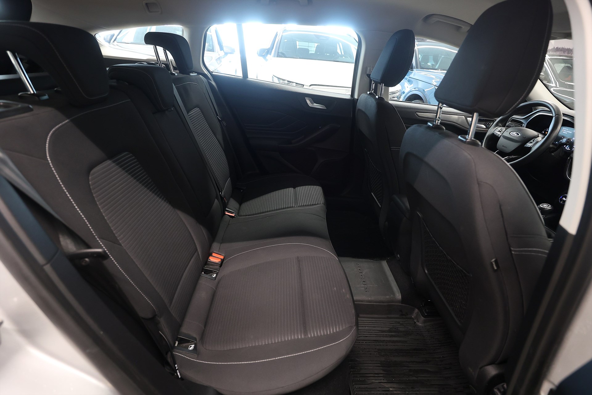 Ford Focus Kombi 1.0 125hk *Kampanj!* Keyless Navi PDC Carplay