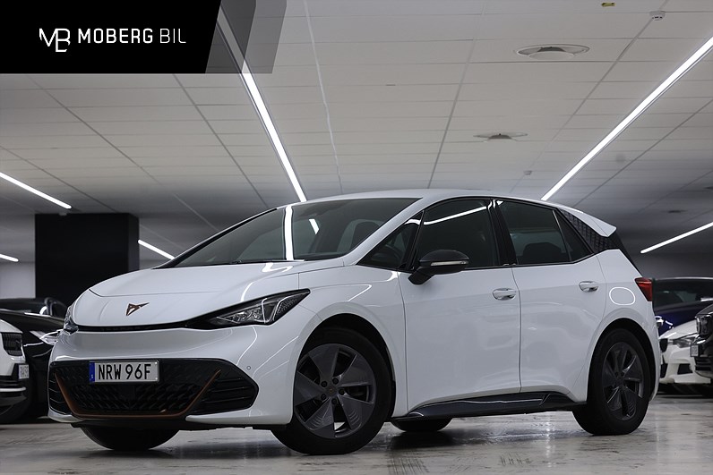 Cupra Born 204hk *Hjulkampanj!* Värmare B-kamera Navi Farth