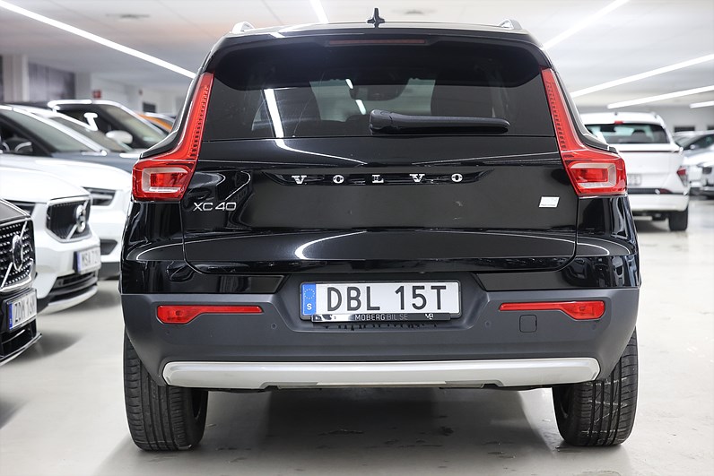 Volvo XC40 T4 Recharge 211hk *Hjulkampanj!* Momentum Värmare