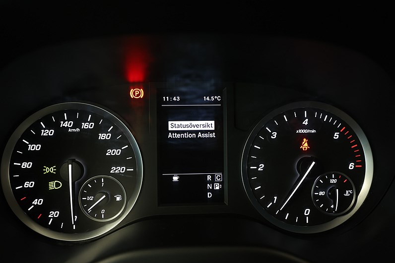 Mercedes-Benz Vito 116 CDI 163hk Tempmatic V-Inrett Värmare B-kamera
