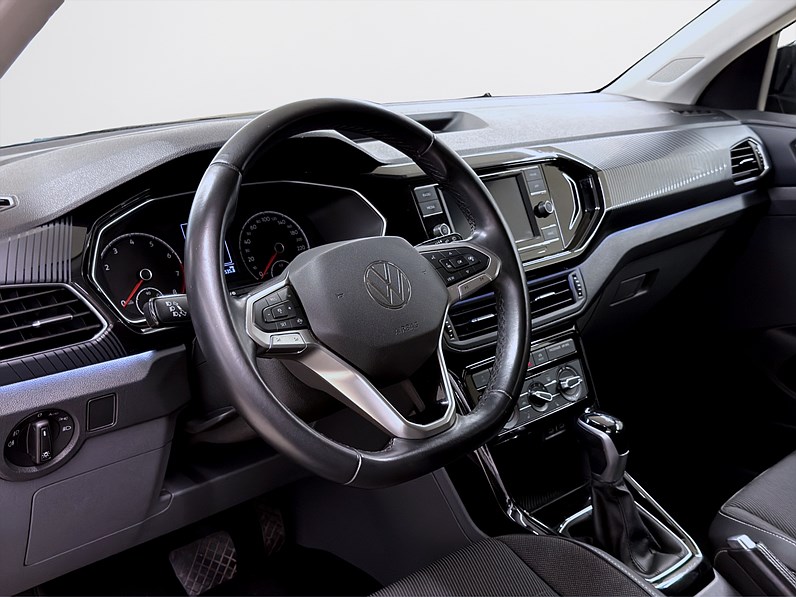 Volkswagen T-Cross 1.0 TSI 116hk GT CarPlay Årsskatt 1108kr
