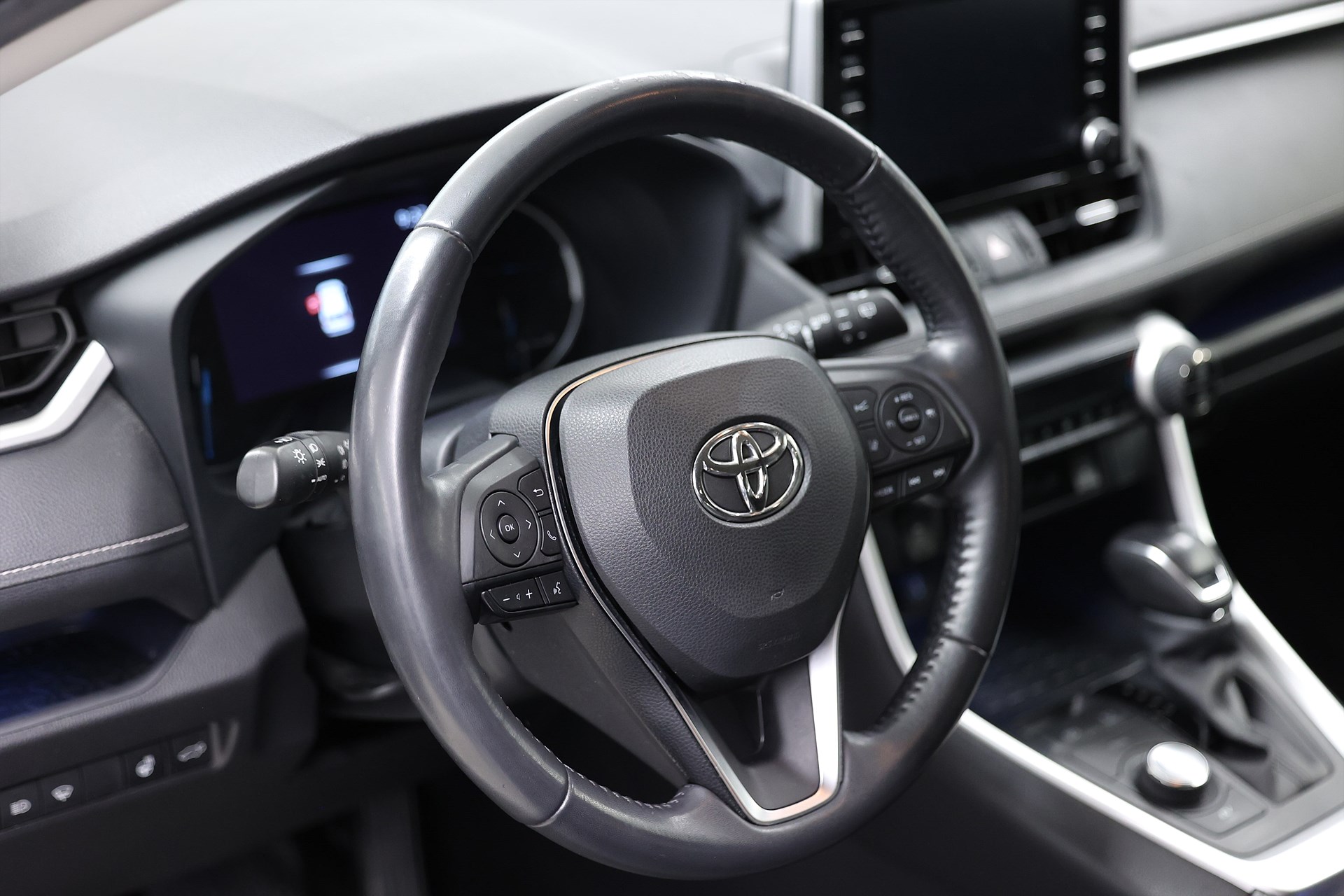 Toyota RAV4 2.5 Hybrid Executive AWD B-Kamera Drag BLIS MOMS