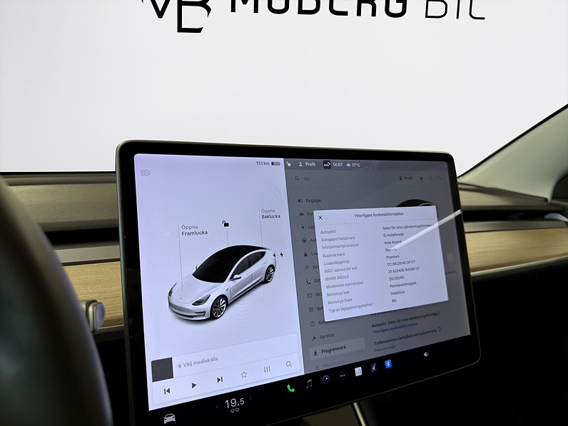 Tesla Model 3 Long Range 440hk Helg på Moberg! Pano B-Kamera