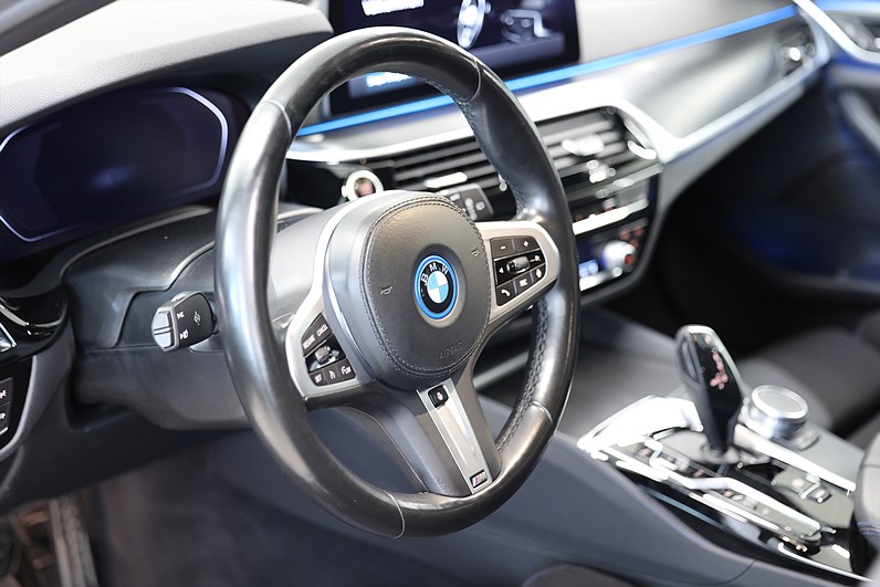 BMW 530e xDrive 292hk M Sport 360 kam Drag MOMS