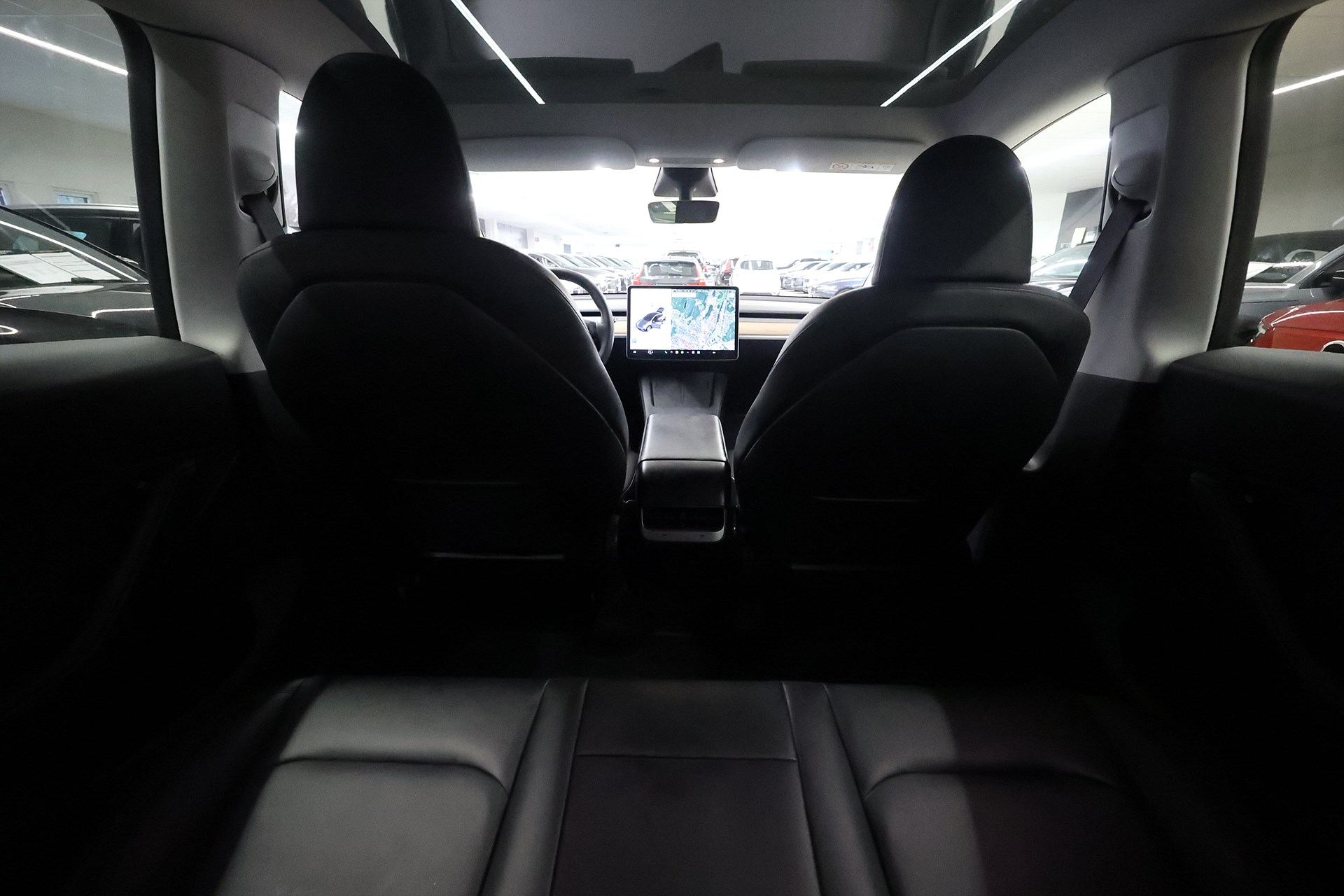 Tesla Model Y Long Range AWD 514hk Pano Navi Läder