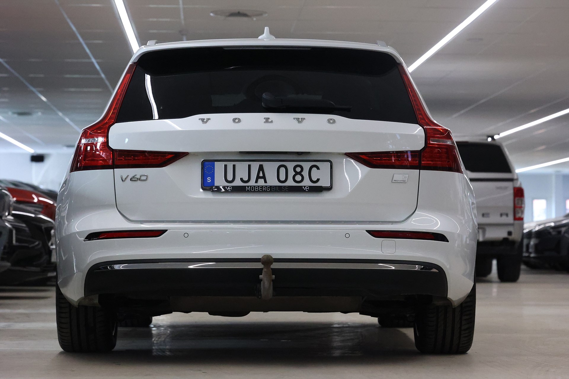 Volvo V60 Recharge T6 AWD 350hk Navi Värmare Drag Keyless