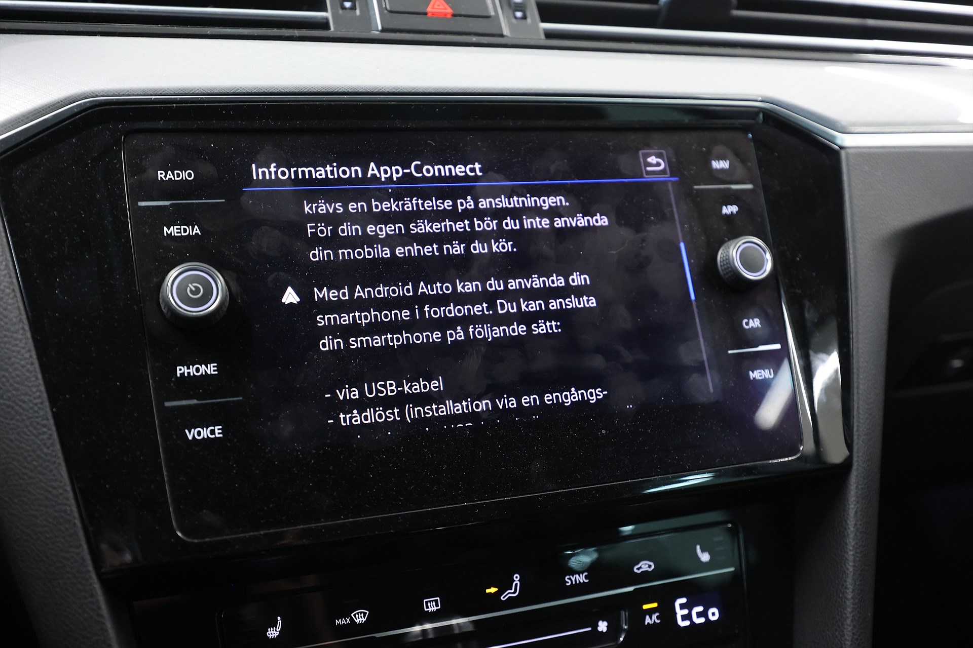 Volkswagen Passat SC GTE 218hk Executive Alcantara Drag B-Kamera