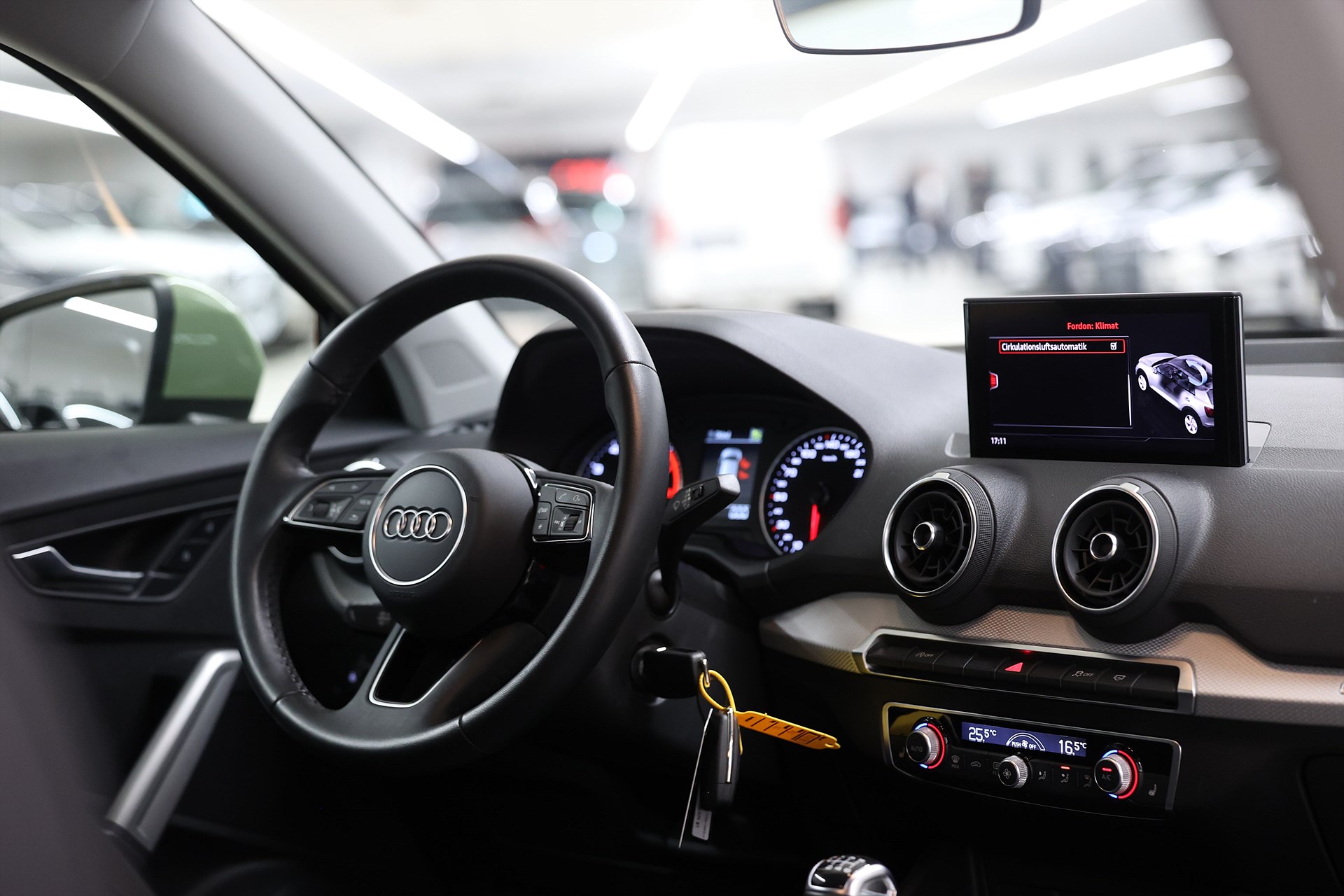 Audi Q2 30 TFSI 110hk *Hjulkampanj!* Proline PDC LED Farth MOMS