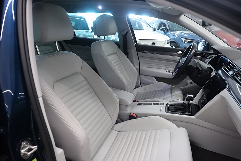 Volkswagen Passat SC GTE 218hk Exeutive HUD Pano Nappa Massage