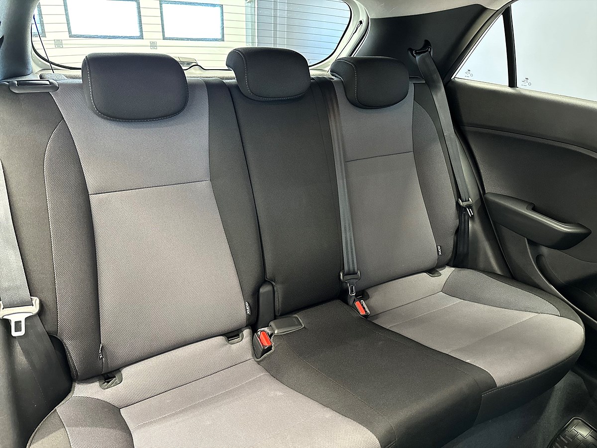 Hyundai i20 – bild 17
