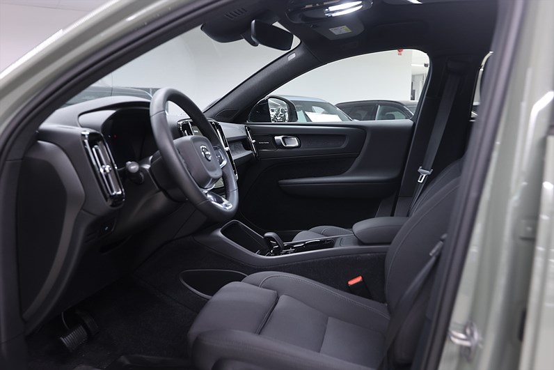 Volvo C40 Recharge Single Motor 231hk *Hjulkampanj!* H/K Pano