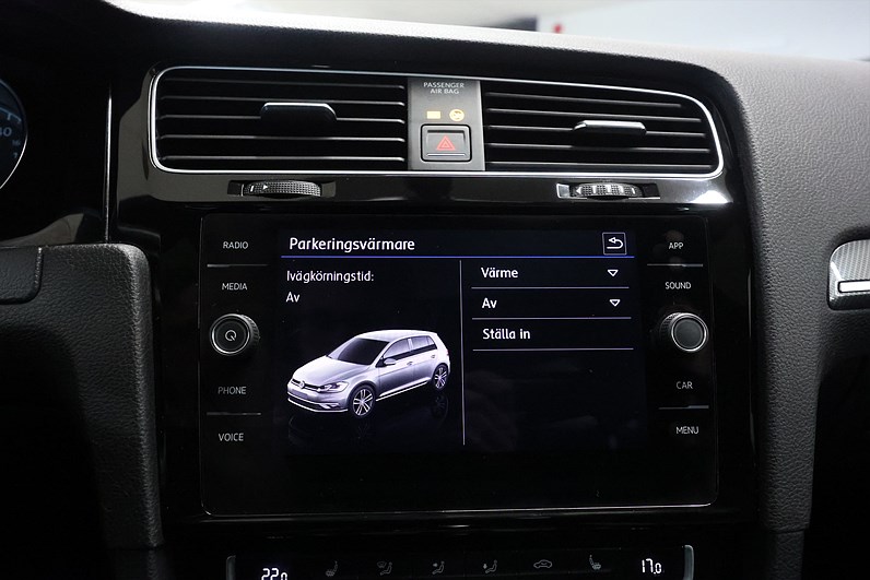 Volkswagen Golf 1.4 TSI 150hk R-Line Dynaudio Pano Värmare