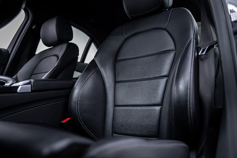 Mercedes-benz C 220d 2017 - miniatyr 23