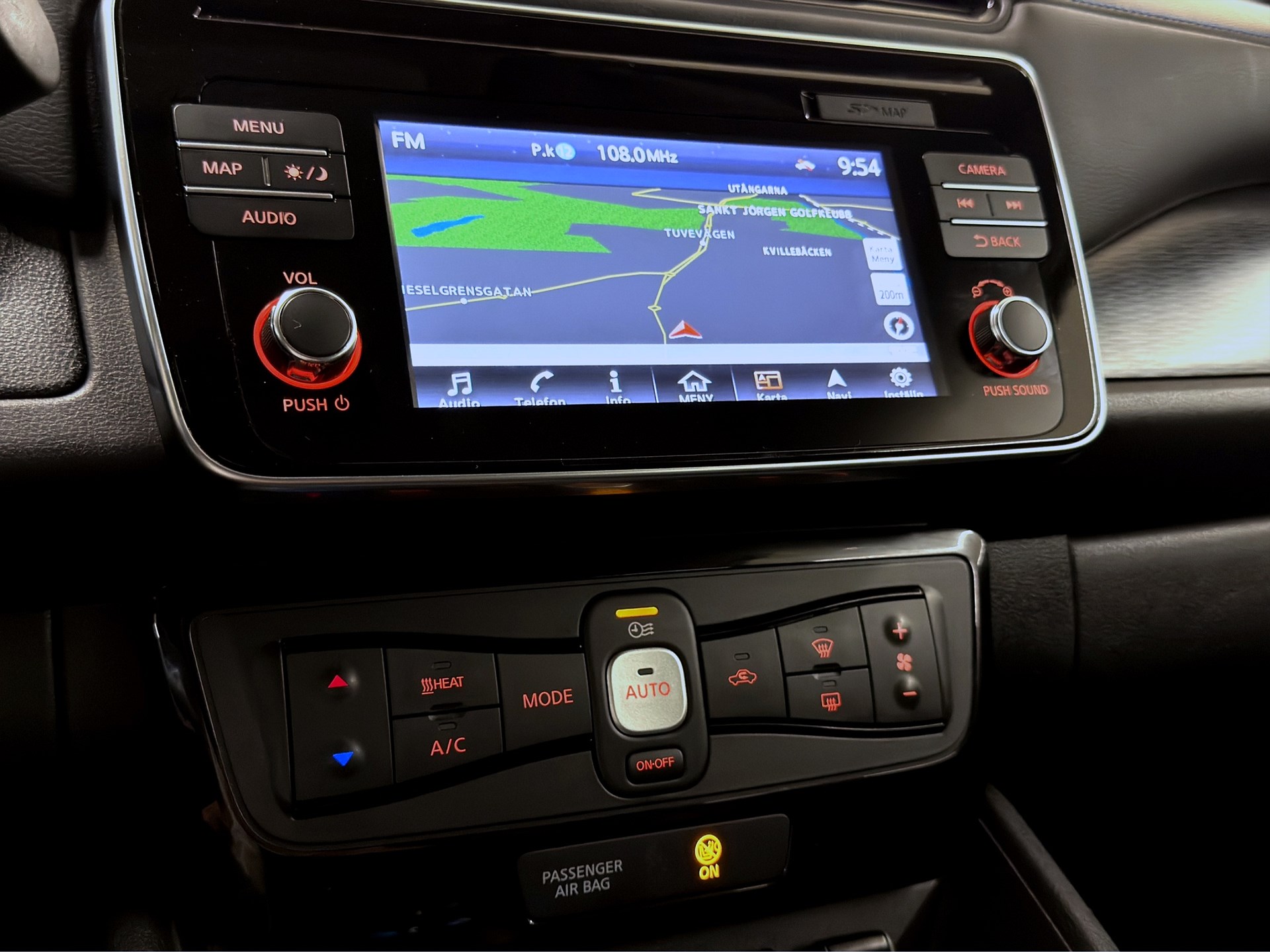 Nissan Leaf 150hk 360 Navi BOSE PDC Farthållare
