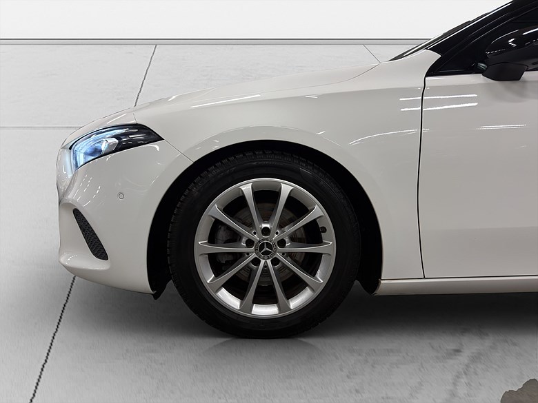 Mercedes-Benz A 180 7G-DCT Progressive Navi, 3 brukare 2019, vit – bild 23 av 25, begagnad hos Niber i Järfälla