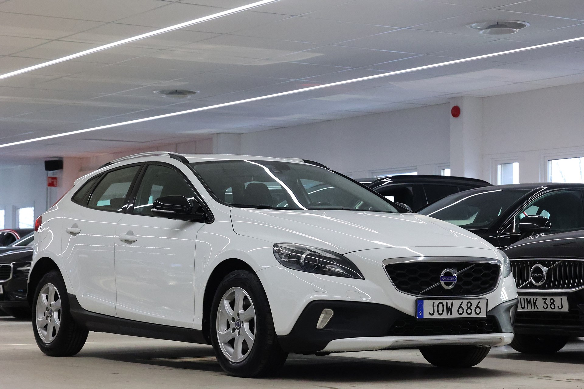Volvo V40 Cross Country D2 115hk Momentum Värmare PDC