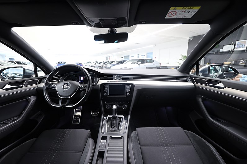 Volkswagen Passat Alltrack 2.0 TDI 4M B-kamera Värmare Carplay