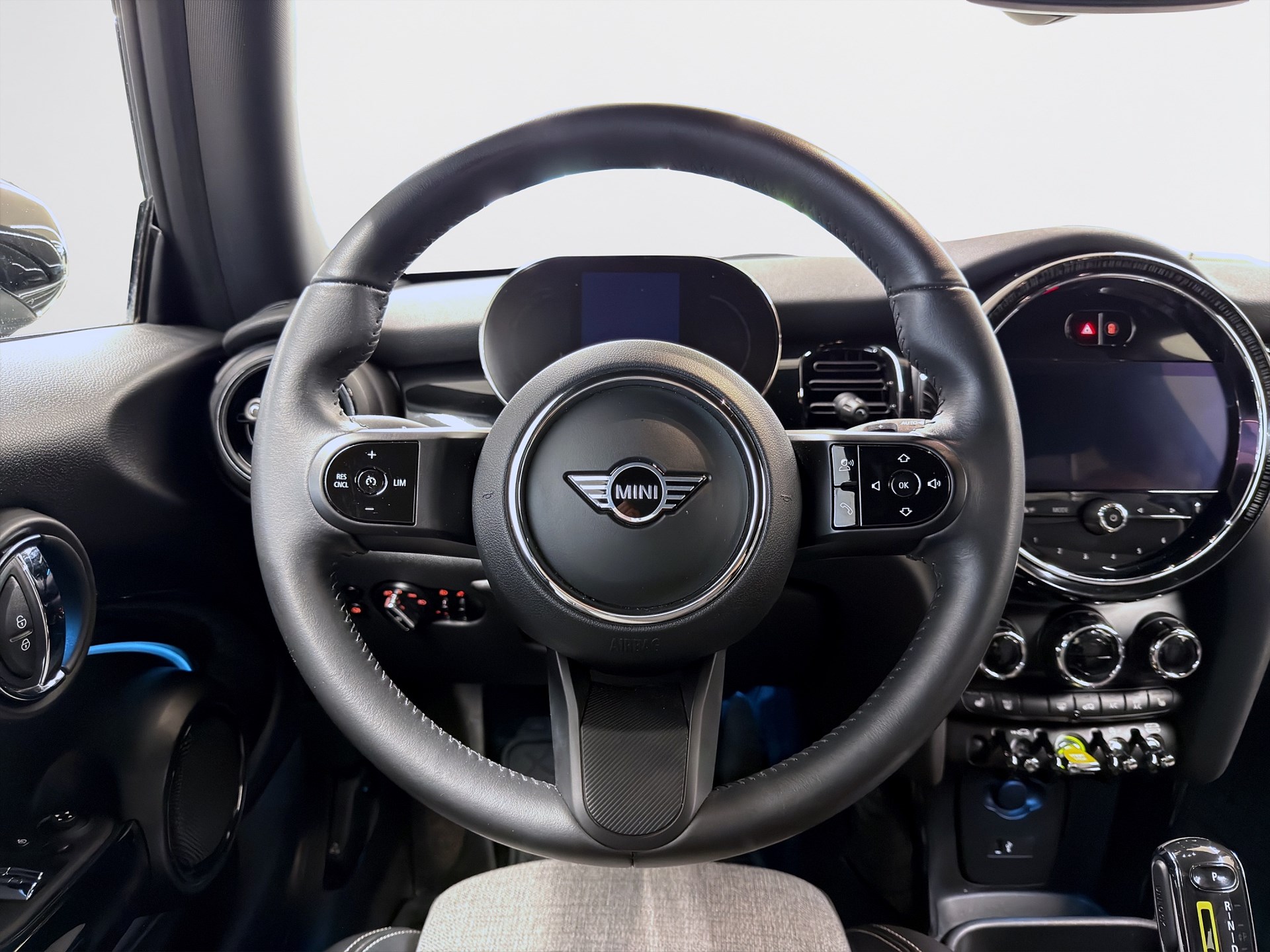 MINI Cooper SE 184hk Navi PDC Årsskatt 360kr