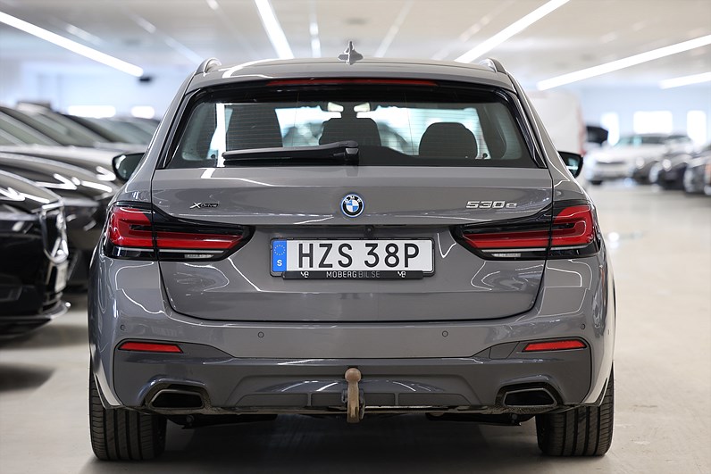 BMW 530e xDrive Touring M Sport Drag B kamera MOMS