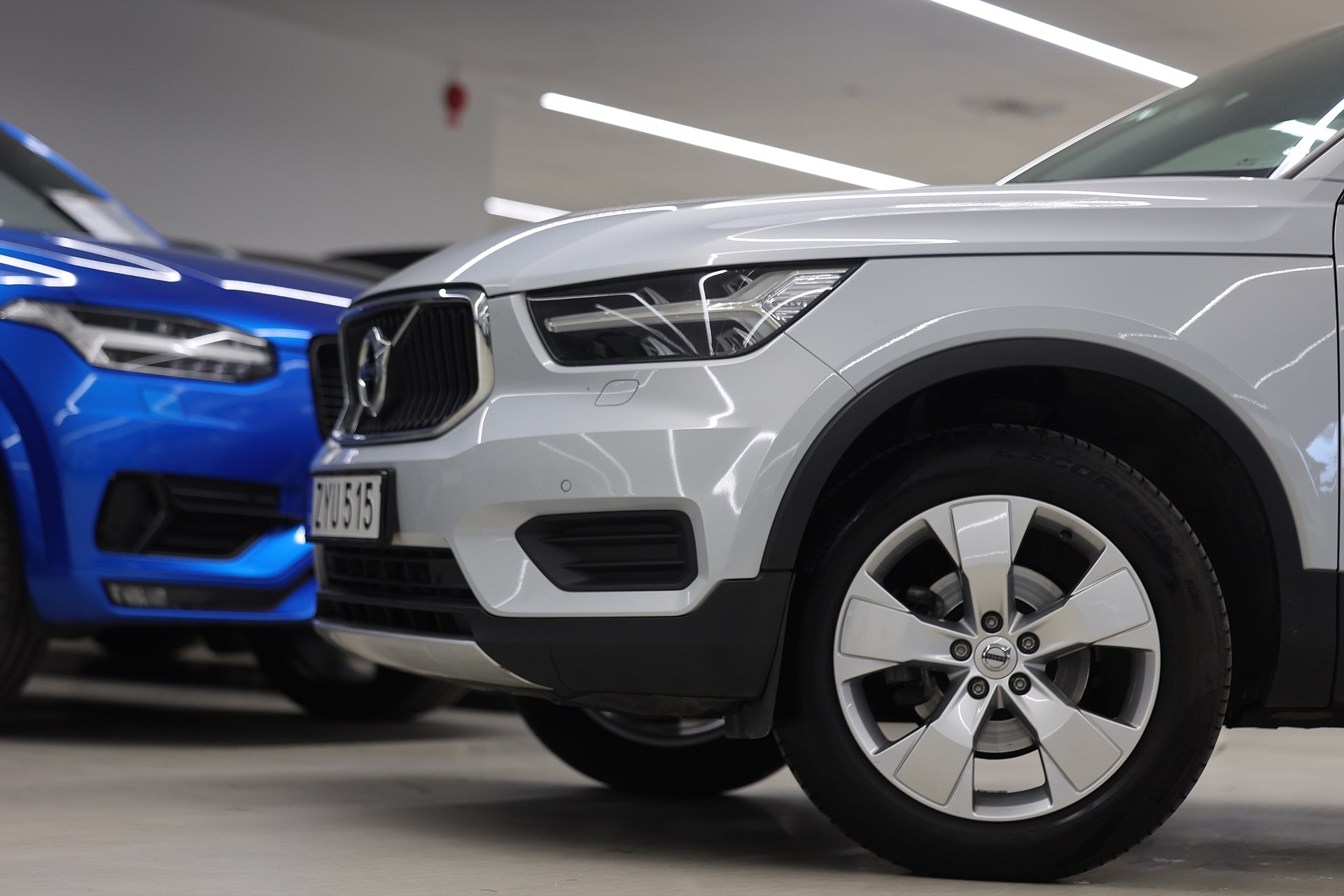 Volvo XC40 T3 163hk Momentum Pro Navi Värmare VOC PDC