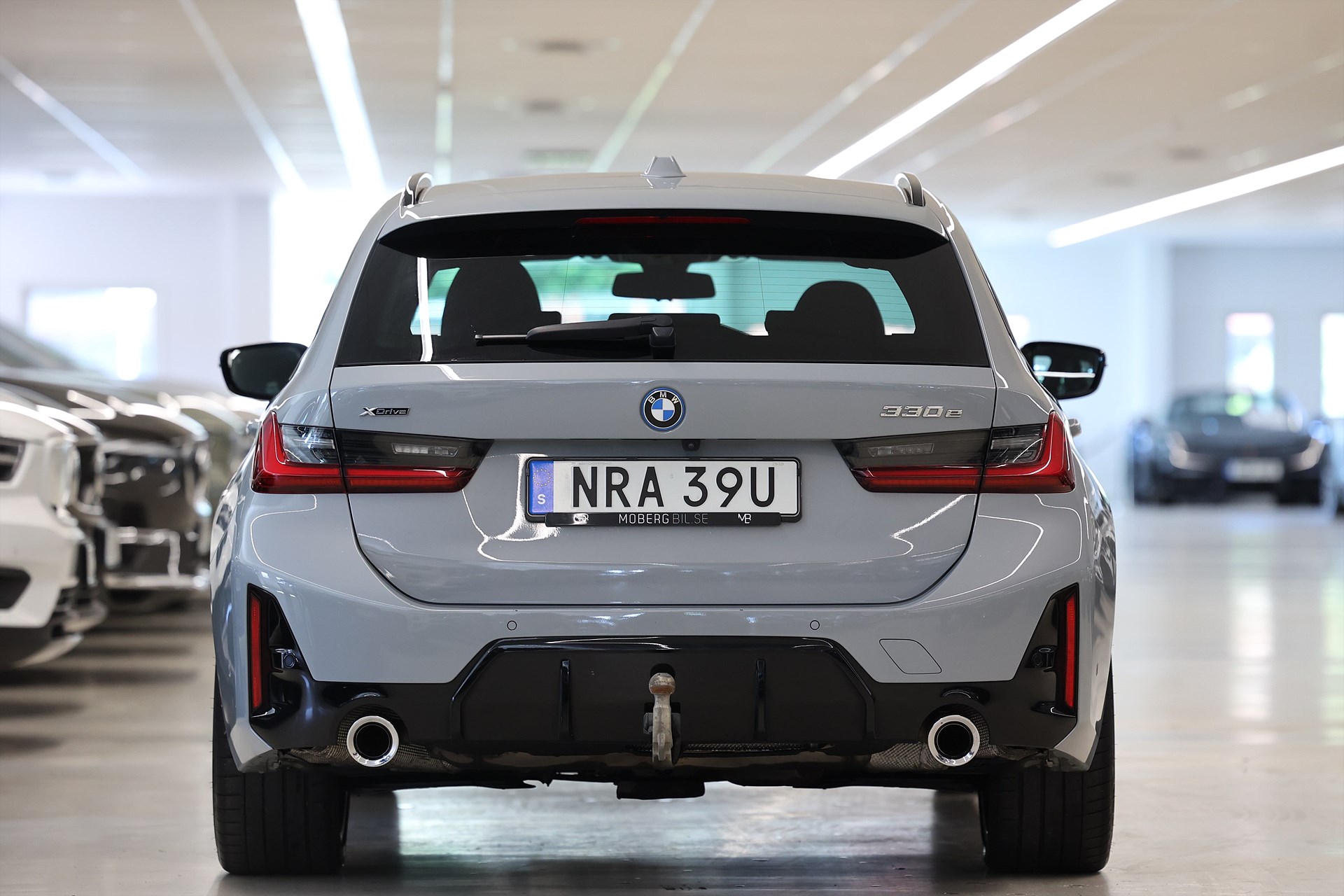 BMW 330e xDrive Touring M Sport Individual Shadow Line Drag Carplay