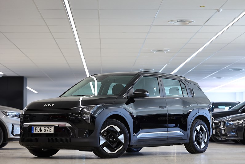 Kia EV3 Long Range 204hk Plus B-kamera Navi Widescreen MOMS