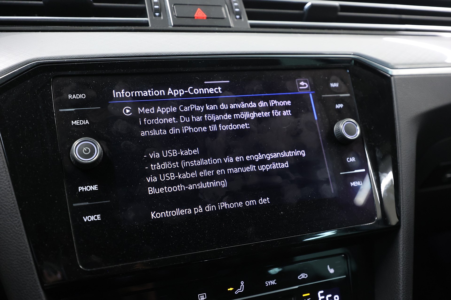 Volkswagen Passat SC GTE 218hk Executive Alcantara Drag B-Kamera