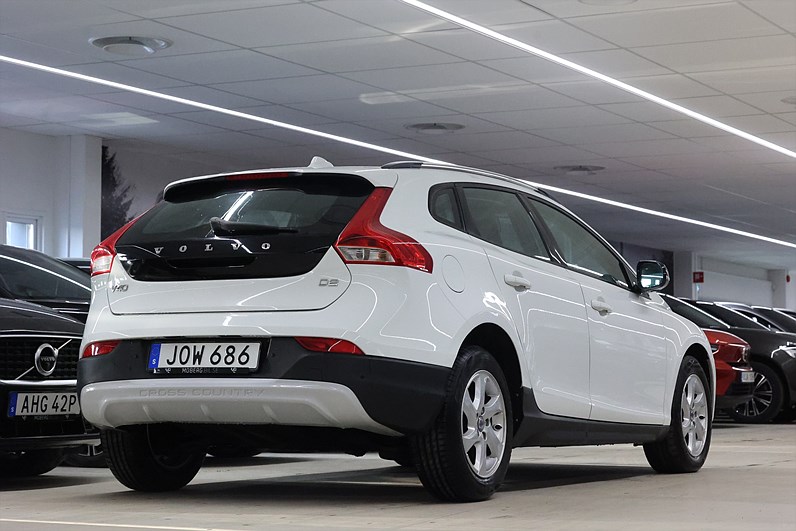 Volvo V40 Cross Country D2 115hk Momentum Värmare PDC