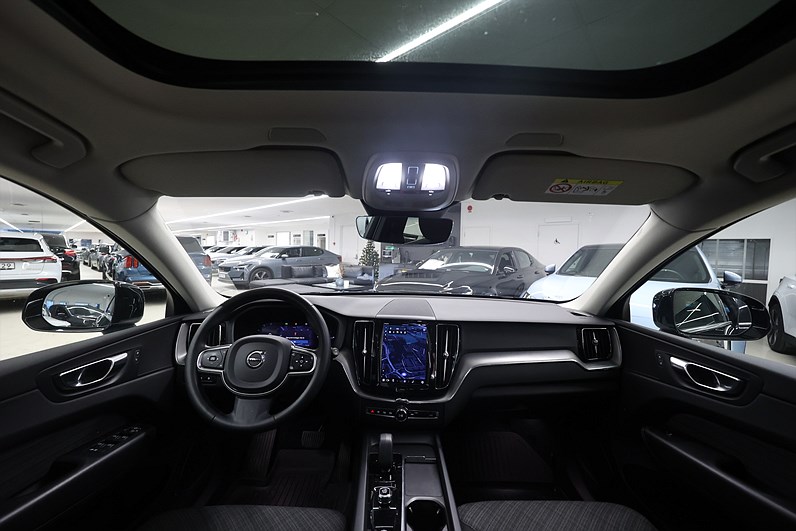 Volvo XC60 Recharge T6 AWD 350hk *Hjulkampanj!* Core Drag