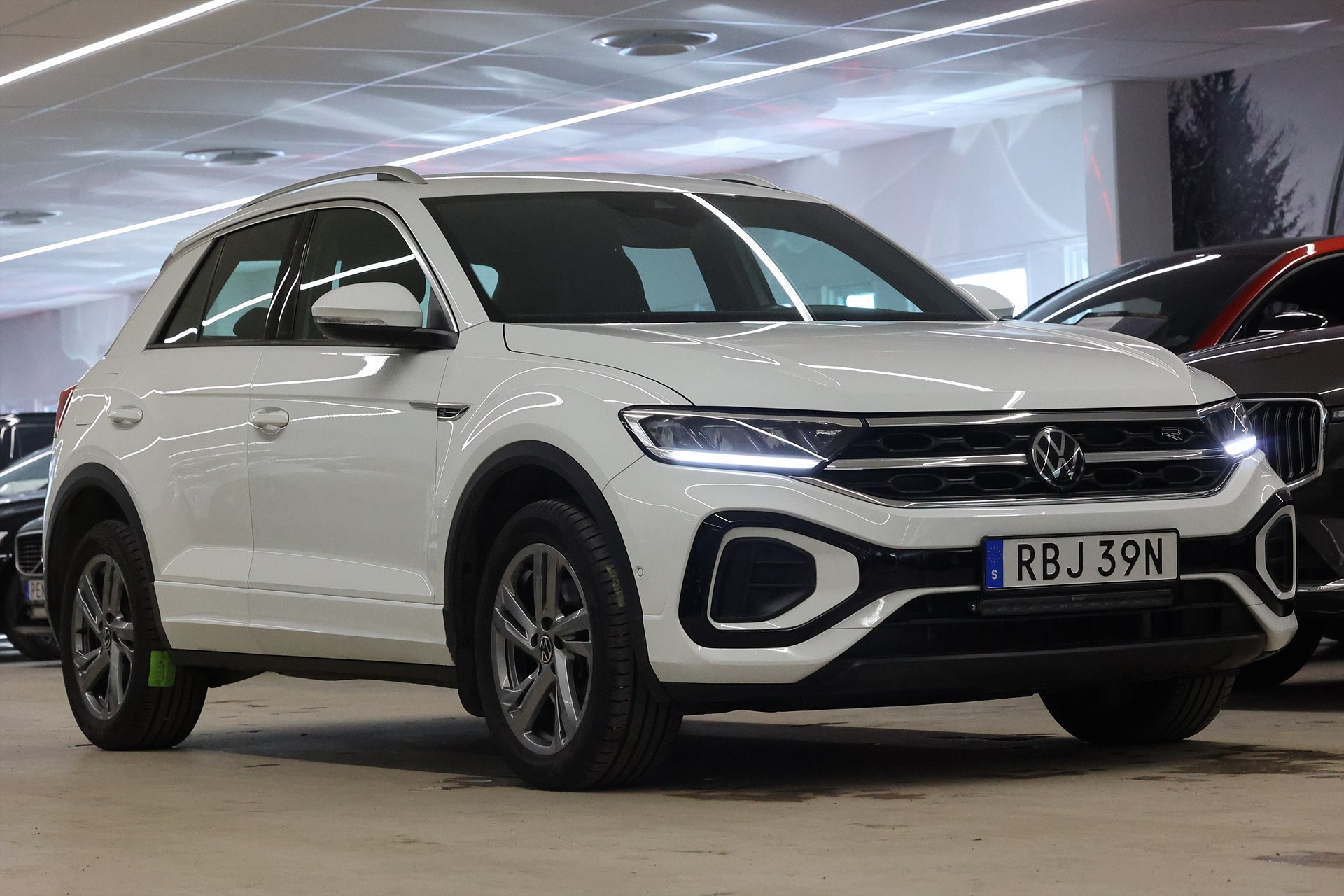 Volkswagen T-Roc 2.0 TDI 150hk 4M R-Line Carplay Navi PDC