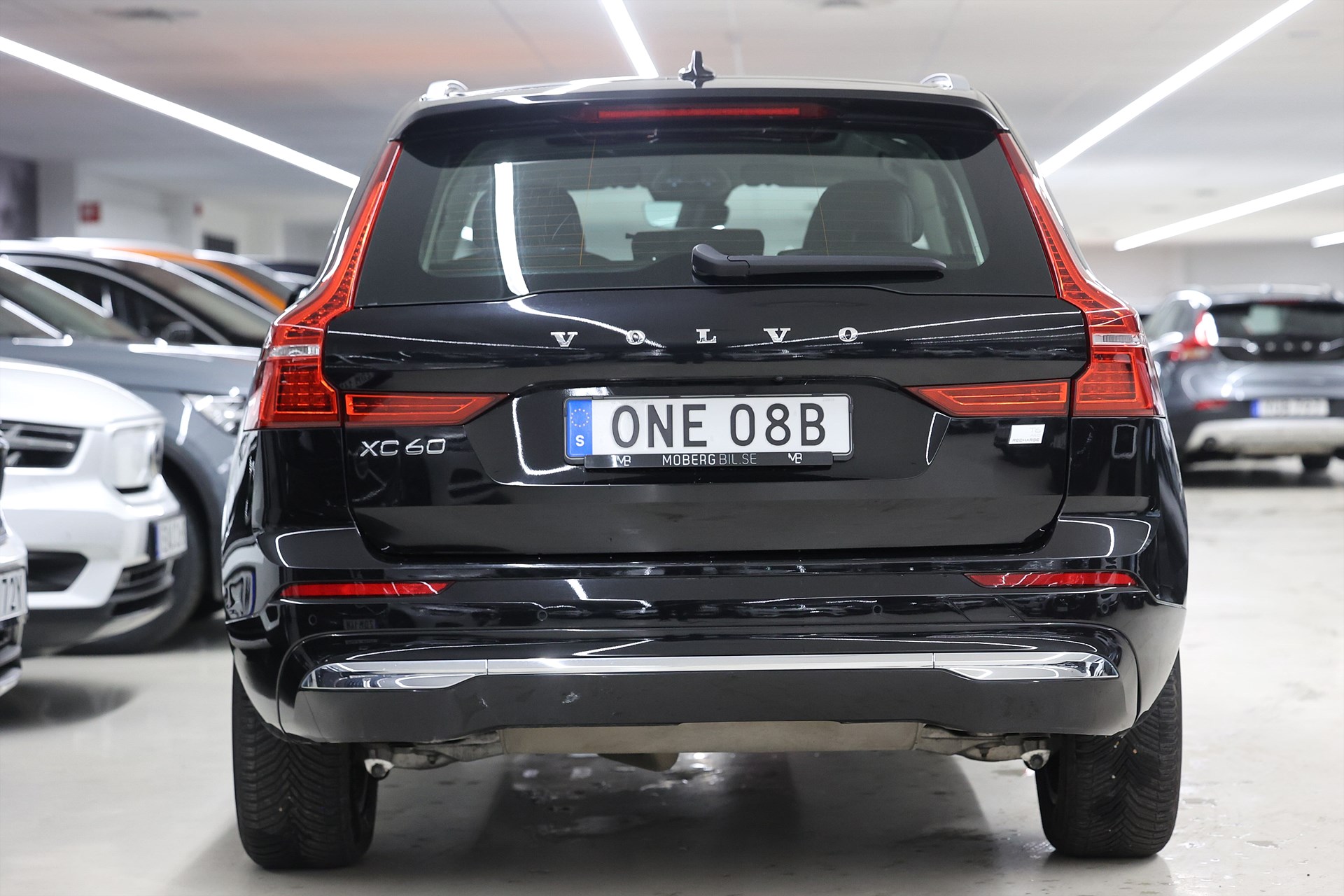 Volvo XC60 Recharge T6 AWD 350hk *Hjulkampanj!* Core Läder