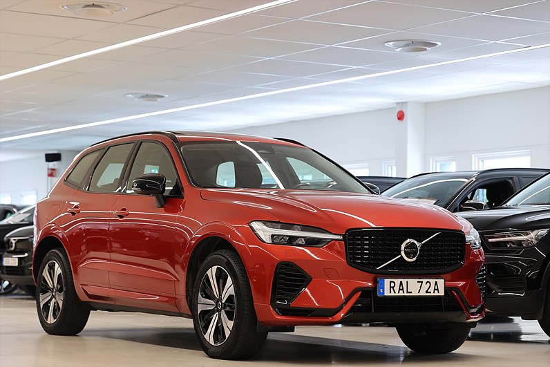 Volvo XC60 Recharge T6 AWD 350hk Plus Dark Pano Drag 360