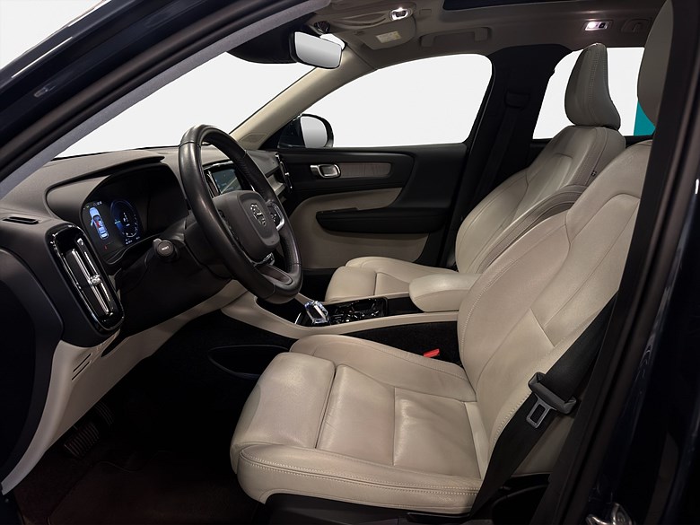 Volvo XC40 Recharge T5, 1 brukare, Inscription, Kamera, Navi 2021, blå – bild 11 av 24, begagnad hos Niber i Järfälla
