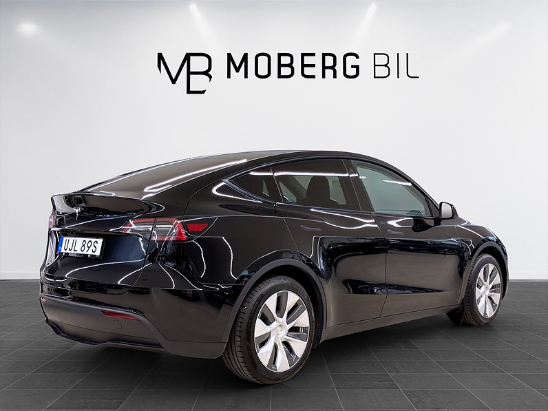 Tesla Model Y Standard Range 299hk Helg på Moberg!  Pano Läder Navi B-Kamera