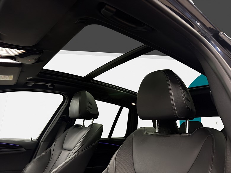 BMW iX3 M Charged 2022 SOH 94,1% drag, Pano, MOMS 2022, svart – bild 14 av 23, begagnad hos Niber i Järfälla