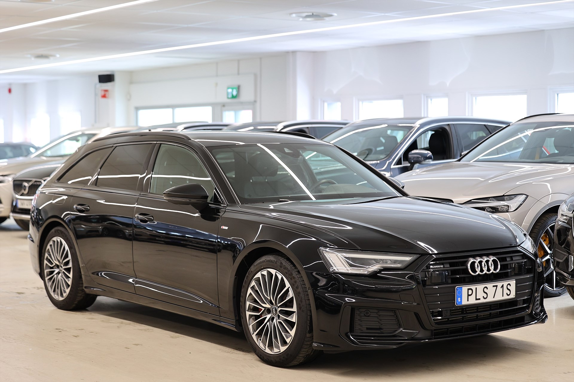 Audi A6 Avant 55 TFSI e Q S Line Svart Optik Drag Cockpit MOMS