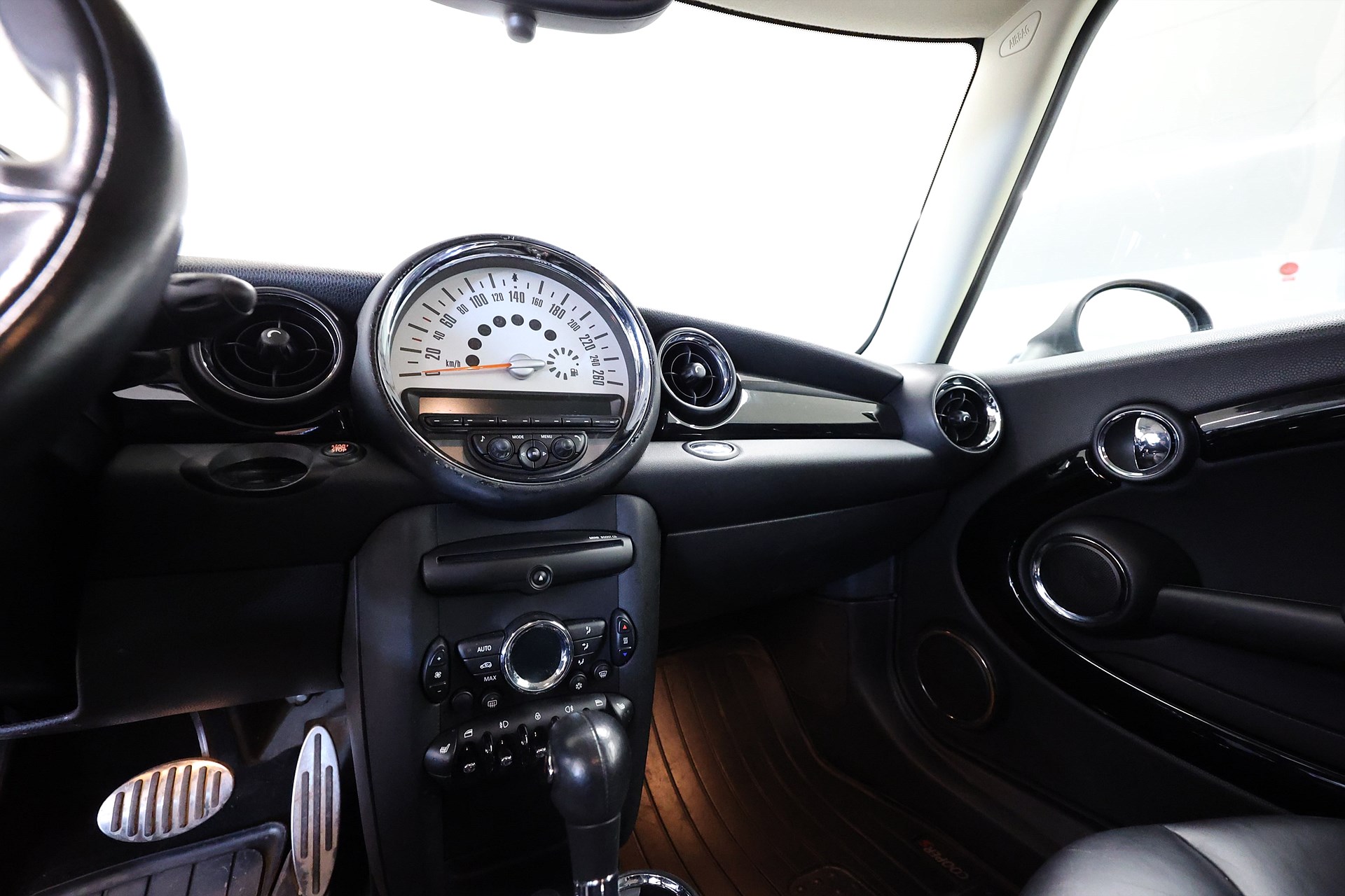 MINI Cooper S 184hk Chili PDC Skinn Metallic Årskatt 1196:-