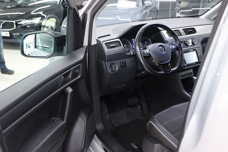 Volkswagen Caddy 2.0 TDI Skåp 102hk *Hjulkampanj!* Exclusive Edt
