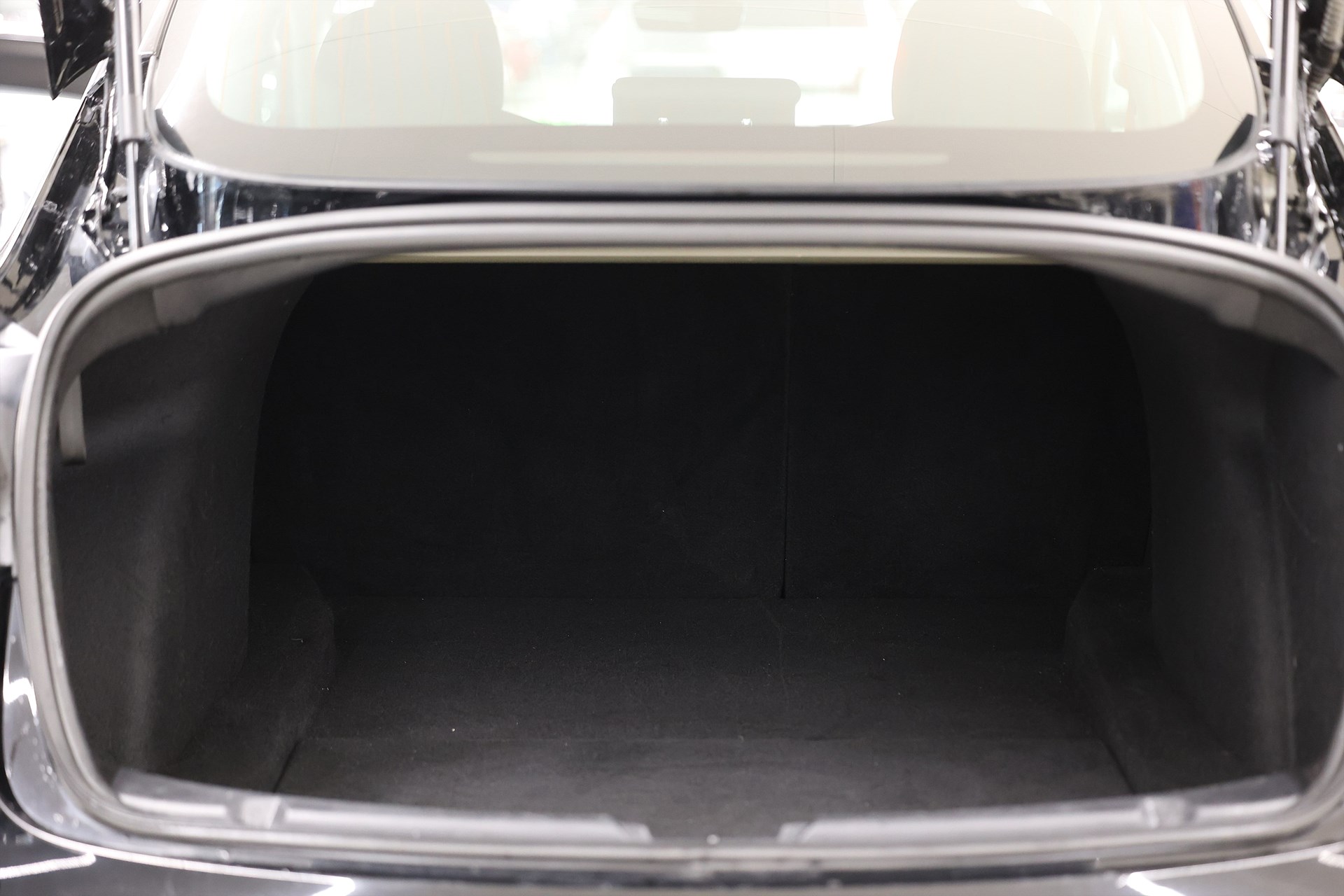 Tesla Model 3 Standard Range Plus 258hk AP Pano Skinn MOMS