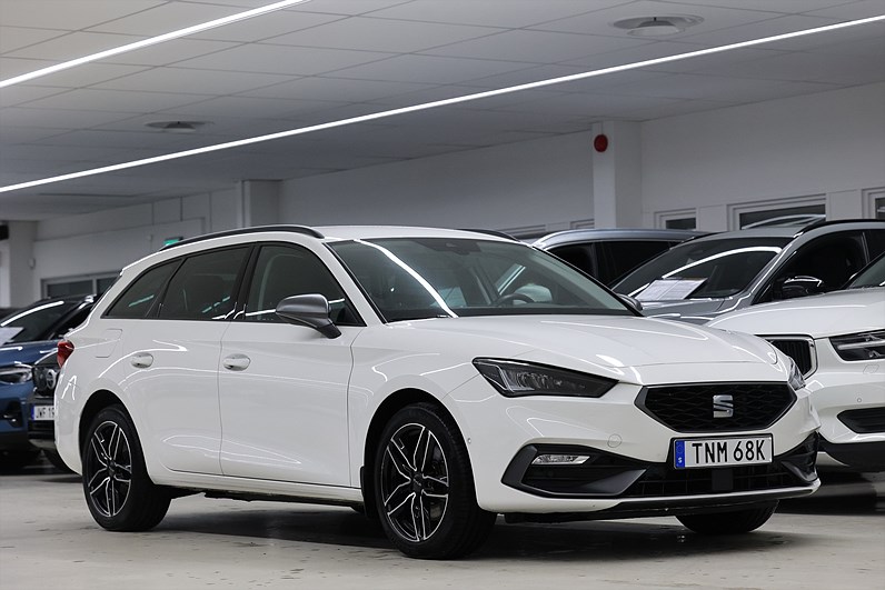 Seat Leon 1.4 e-Hybrid Sportstourer 204hk *Hjulkampanj!* FR Drag Navi Keyless