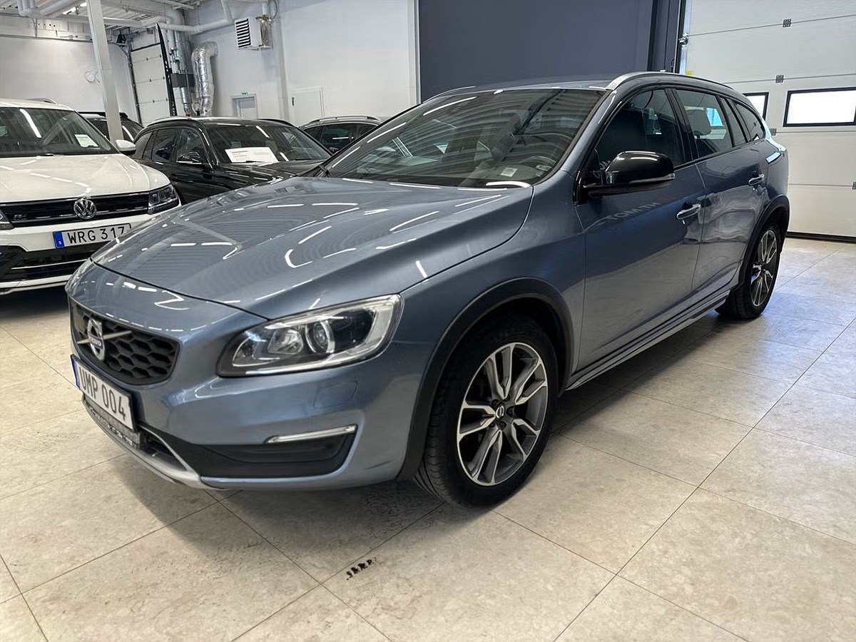 Volvo V60 Cross Country – bild 2