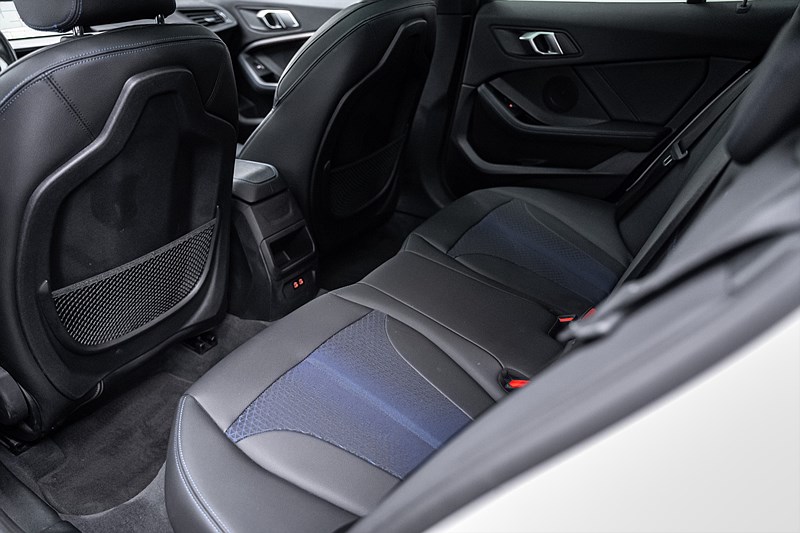 Bmw 118 2023 - miniatyr 24