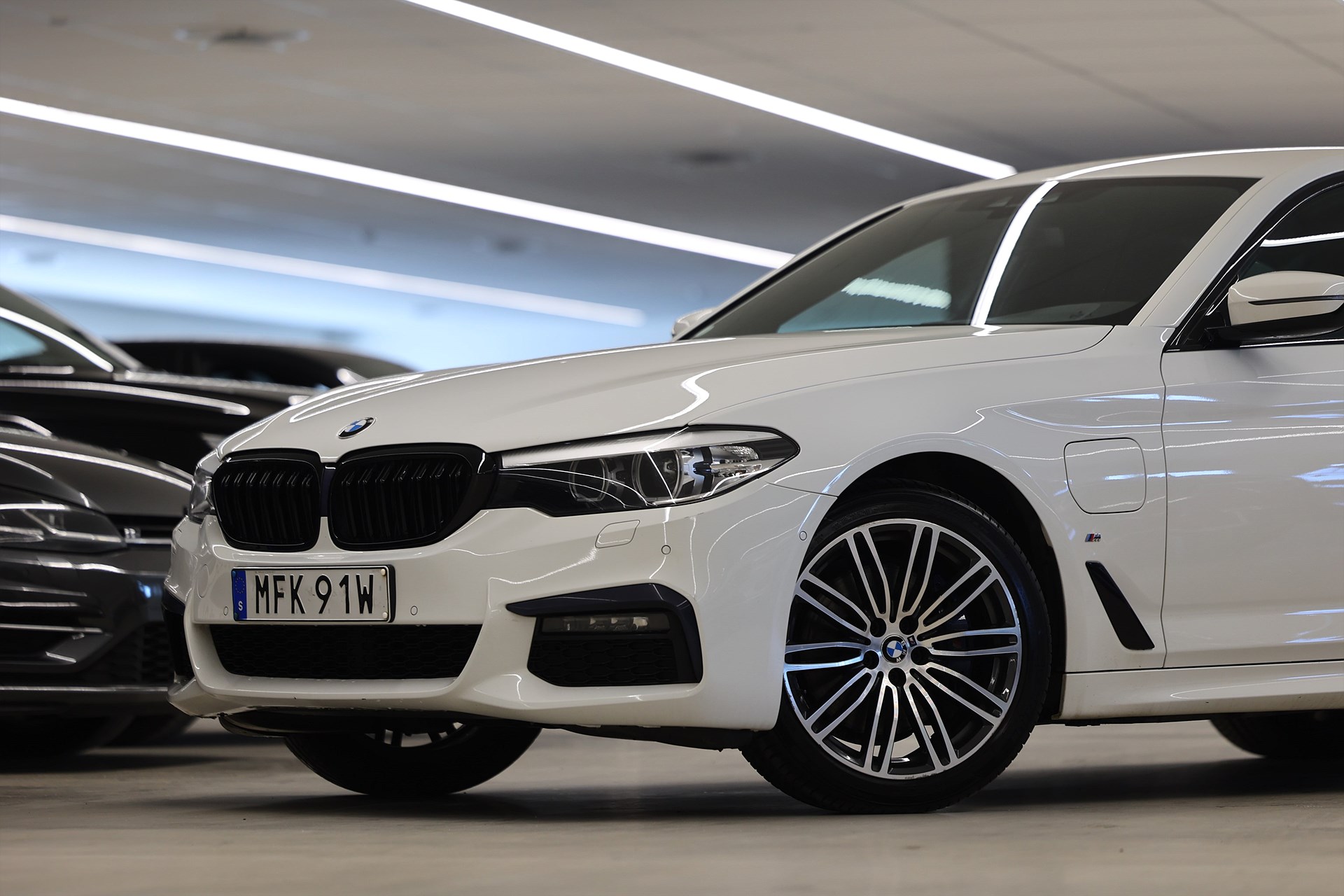 BMW 530e iPerformance 252hk M Sport HiFi B-kamera