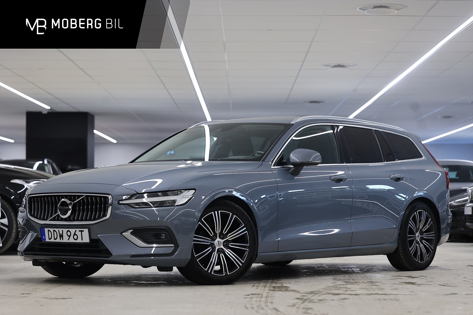 Volvo V60 B3 163hk Inscription H/K HUD Pano Massage 360 Drag